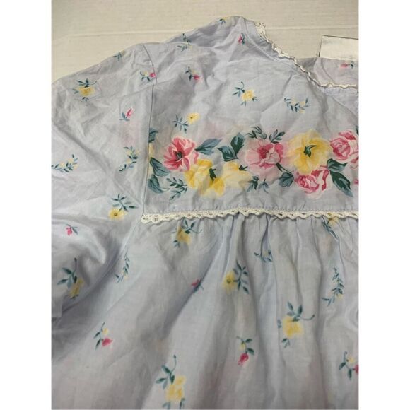 Vintage Floral Old Fashion Night Gown - Picture 5 of 7